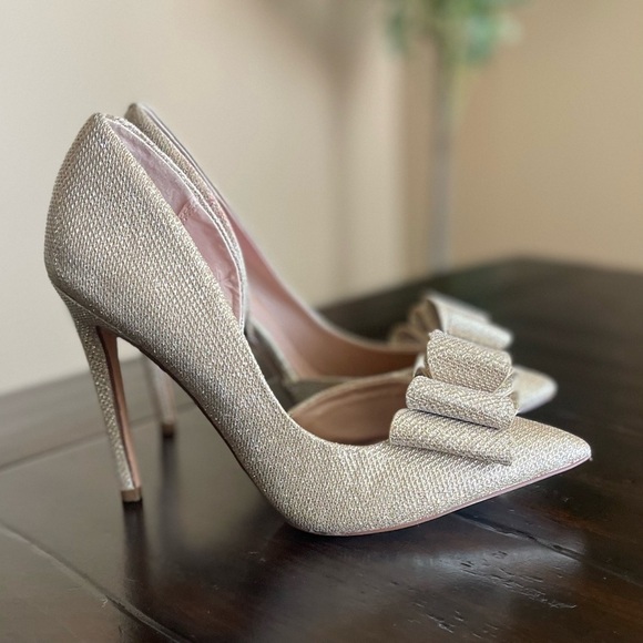 Betsey Johnson Shoes - Betsey Johnson Glitter Bow Gold Heels